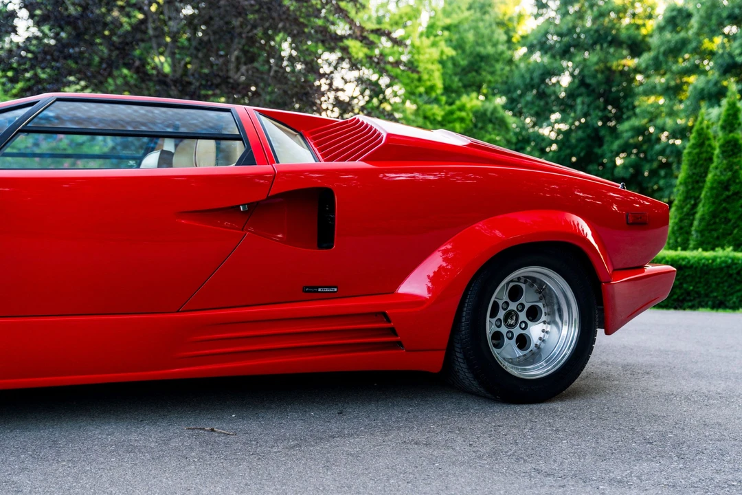 1990 Lamborghini Countach 25th Anniversary Edition - Image 20 of 31