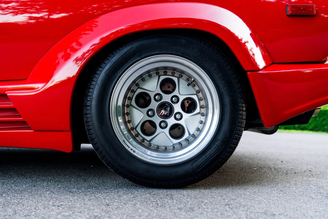 1990 Lamborghini Countach 25th Anniversary Edition - Image 22 of 31