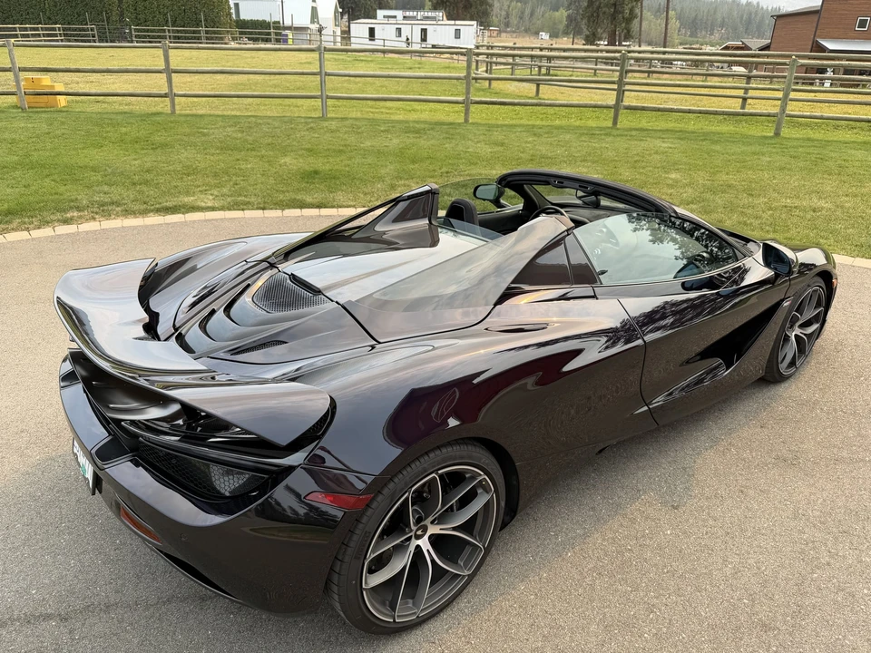 2020 McLaren 720S Spider - Image 17 of 31