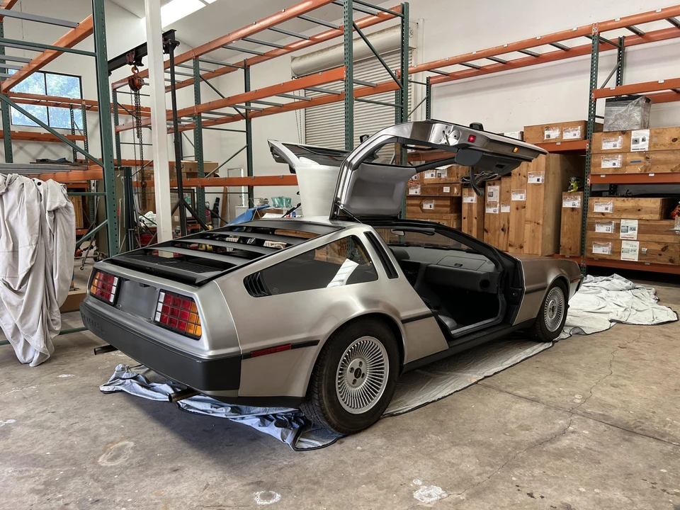 1981 DeLorean DMC-12 - Image 24 of 31