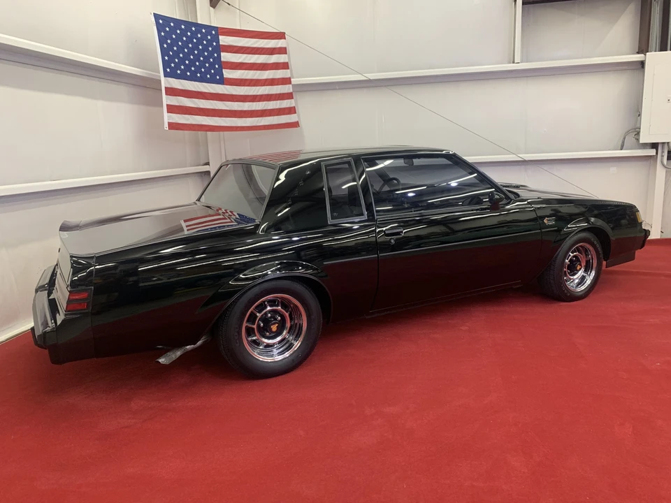 1986 Buick Grand National - Image 11 of 31