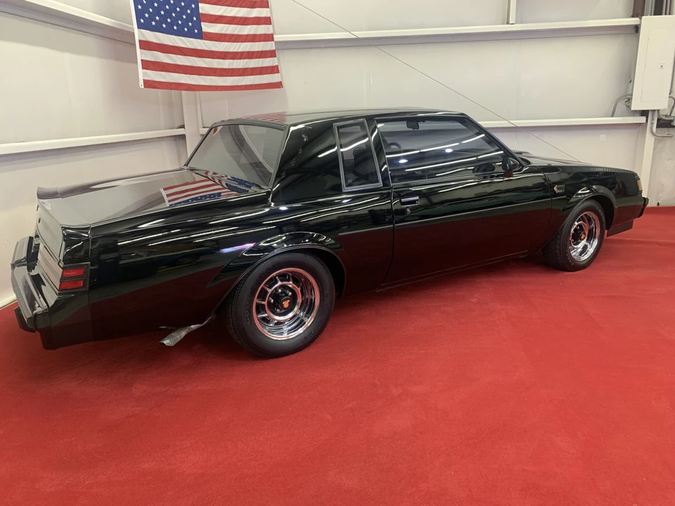 1986 Buick Grand National - Image 10 of 31