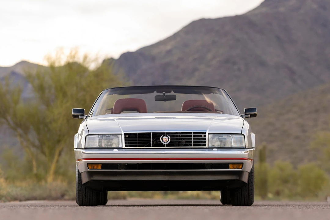 1987 Cadillac Allante - Image 14 of 31
