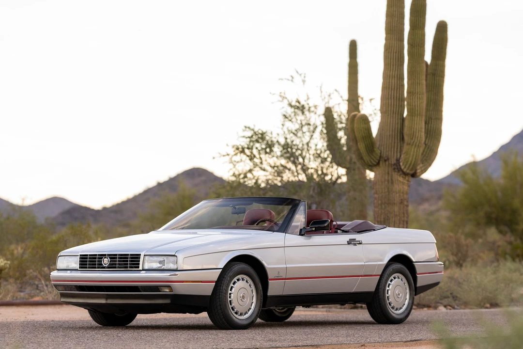 1987 Cadillac Allante - Image 5 of 31