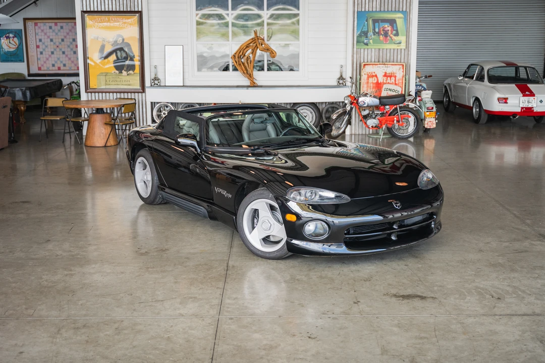 1993 Dodge Viper 1st Gen - Image 26 of 31