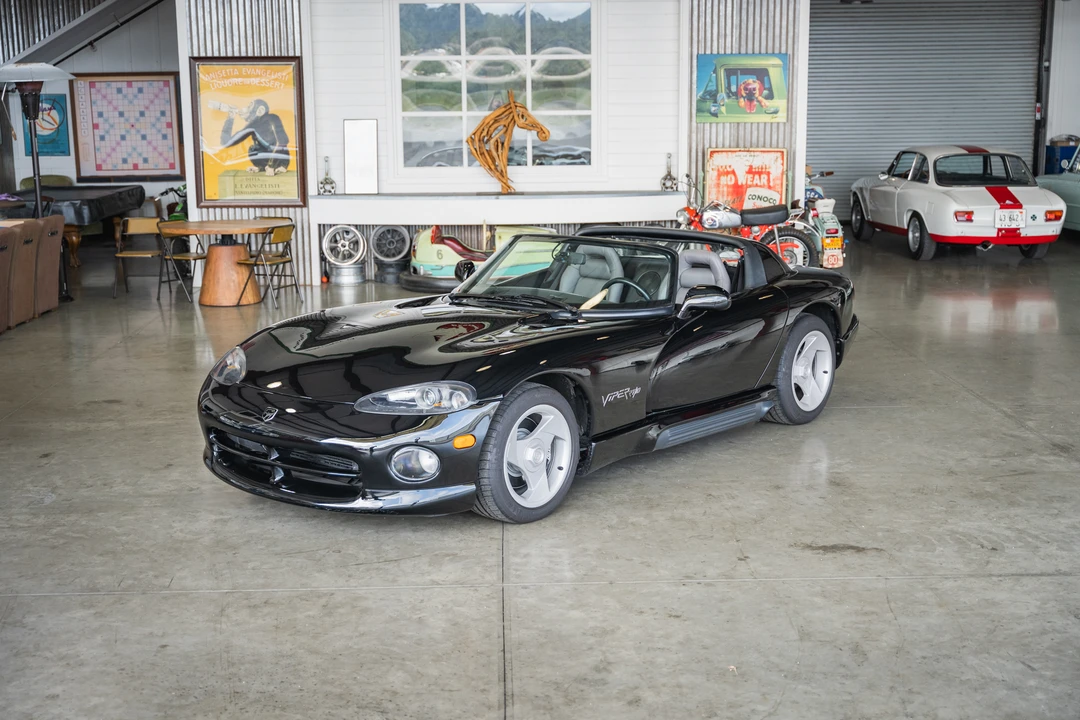 1993 Dodge Viper 1st Gen - Image 2 of 31