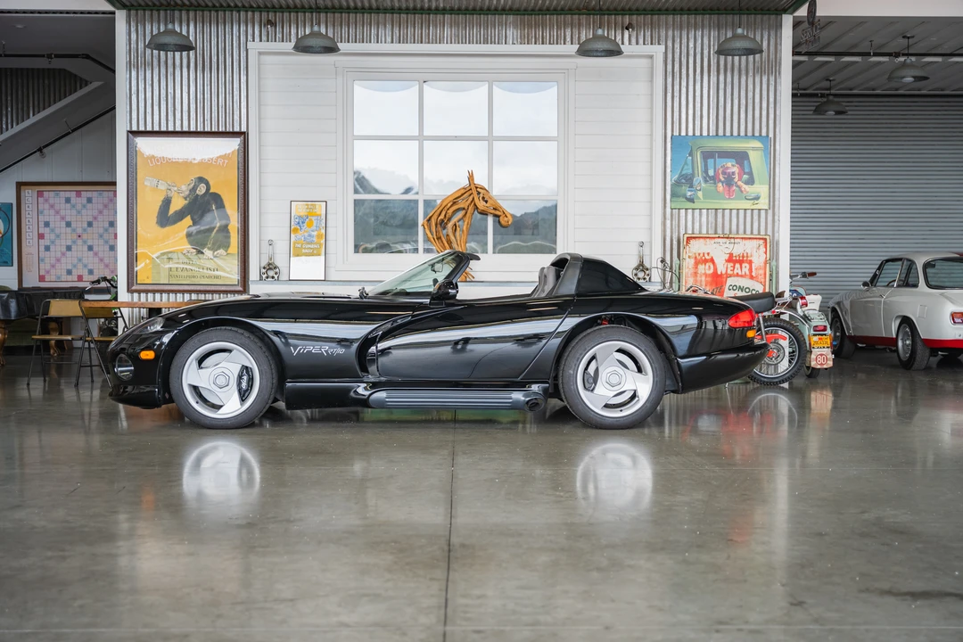 1993 Dodge Viper 1st Gen - Image 24 of 31
