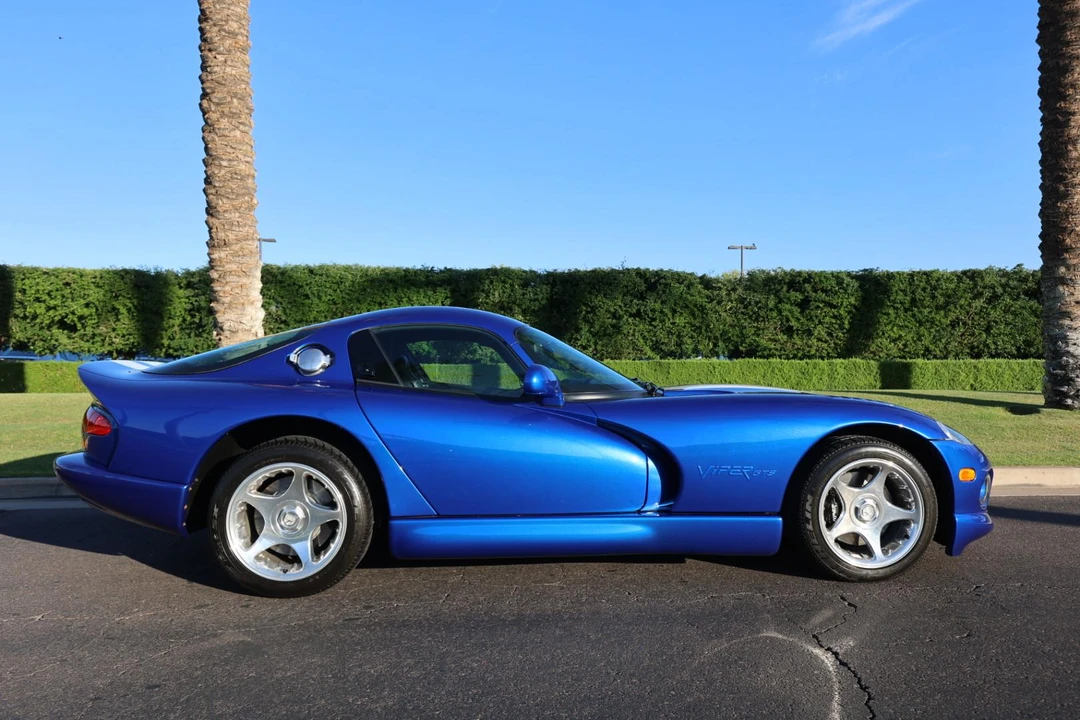 1997 Dodge Viper GTS 2nd Gen - Image 24 of 31