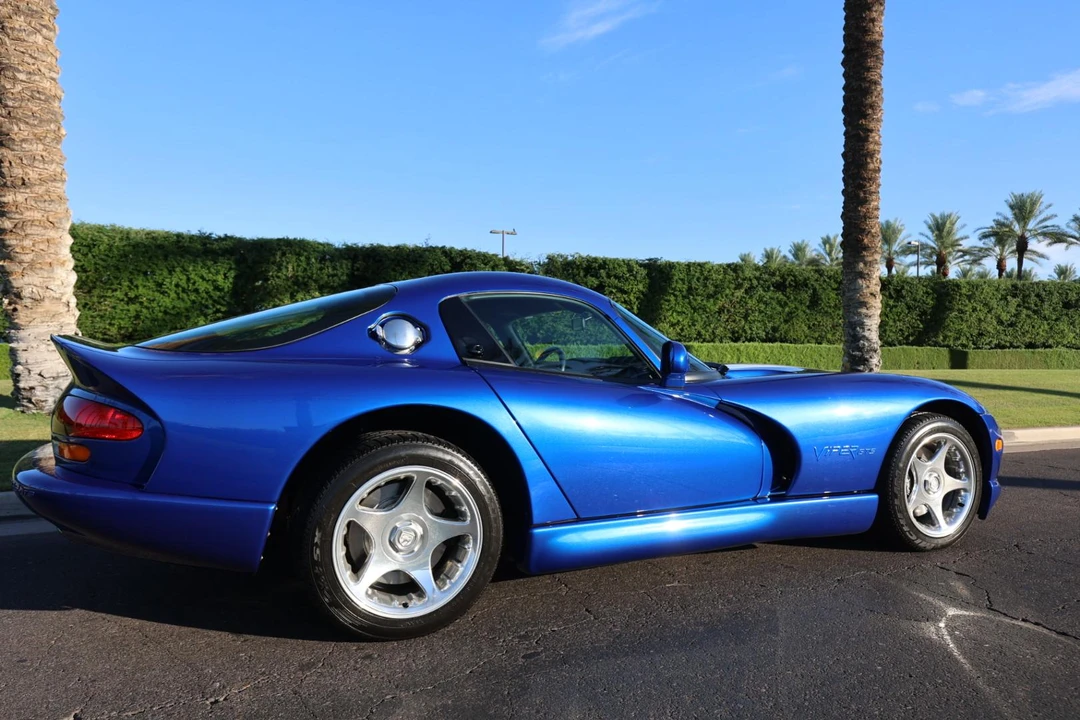 1997 Dodge Viper GTS 2nd Gen - Image 21 of 31