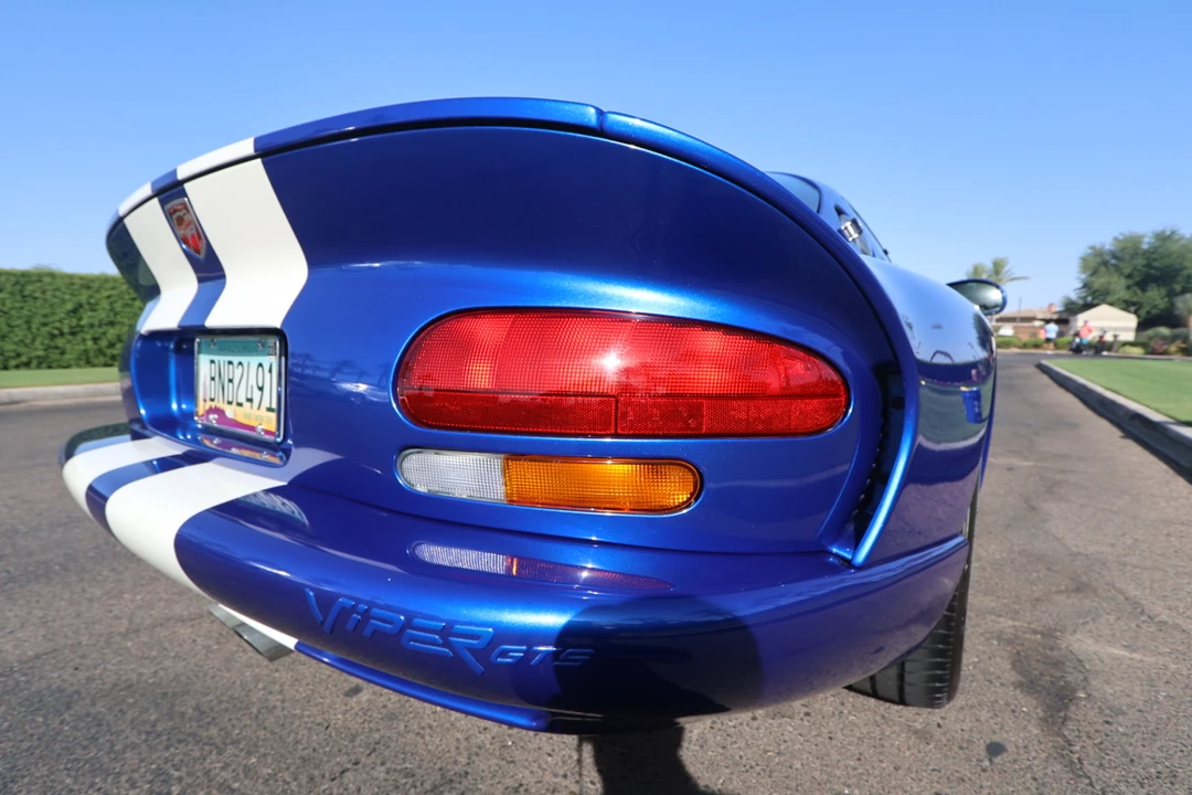 1997 Dodge Viper GTS 2nd Gen - Image 19 of 31
