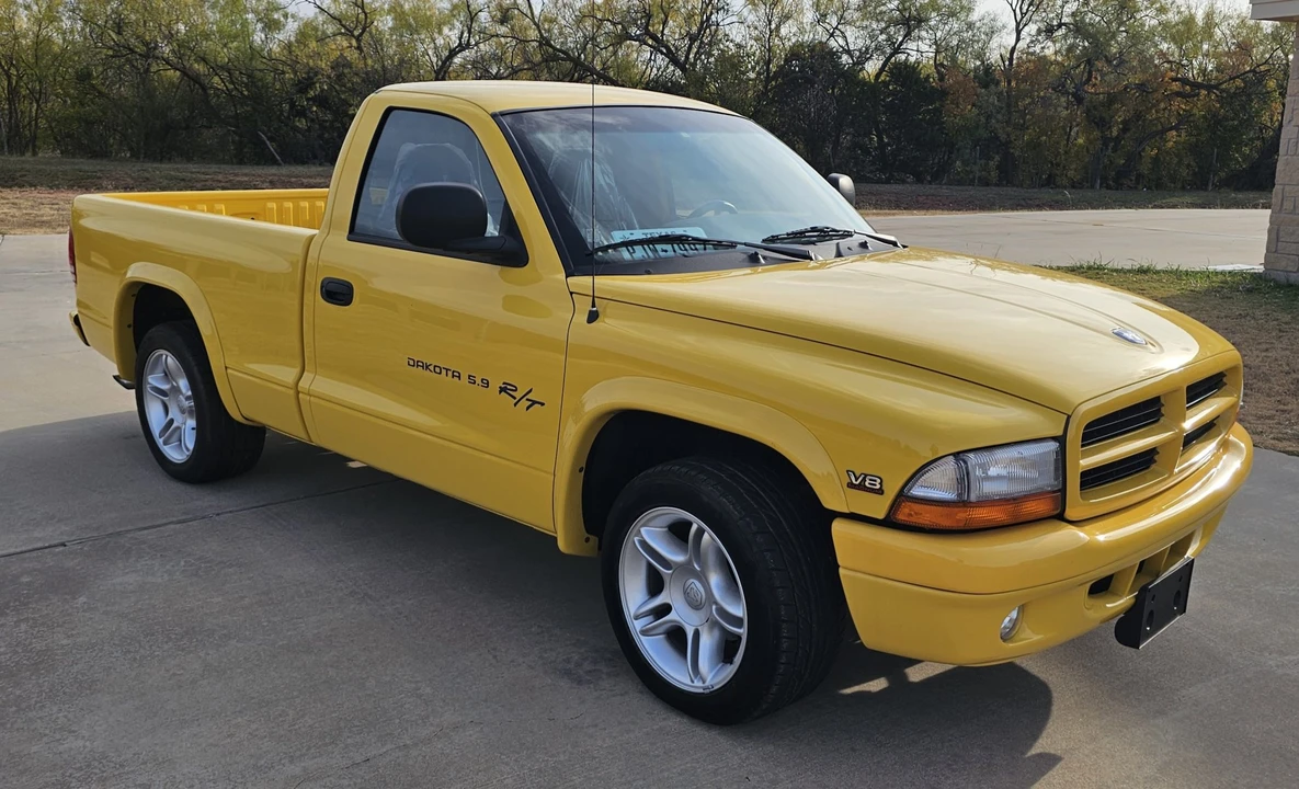 1999 Dodge Dakota 2nd Gen - Image 2 of 31