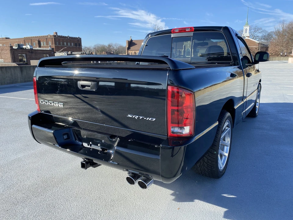 2004 Dodge Ram SRT-10 3rd Gen - Image 13 of 31