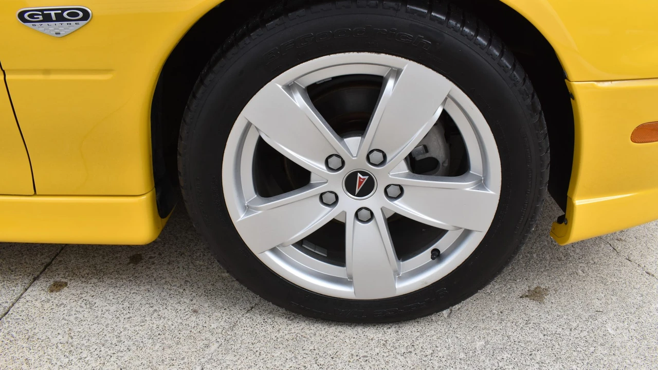 2004 Pontiac GTO 4th Gen - Image 20 of 31