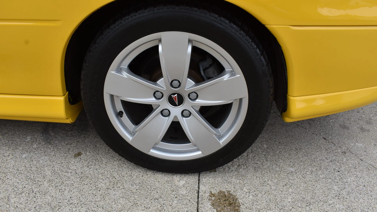 2004 Pontiac GTO 4th Gen - Image 18 of 31