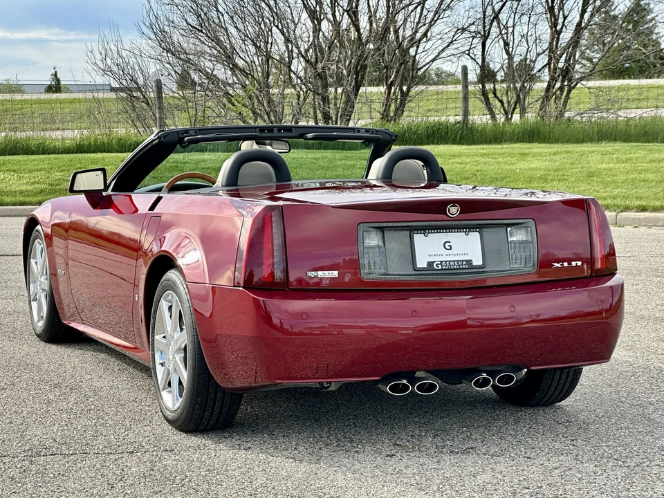 2006 Cadillac XLR - Image 21 of 31