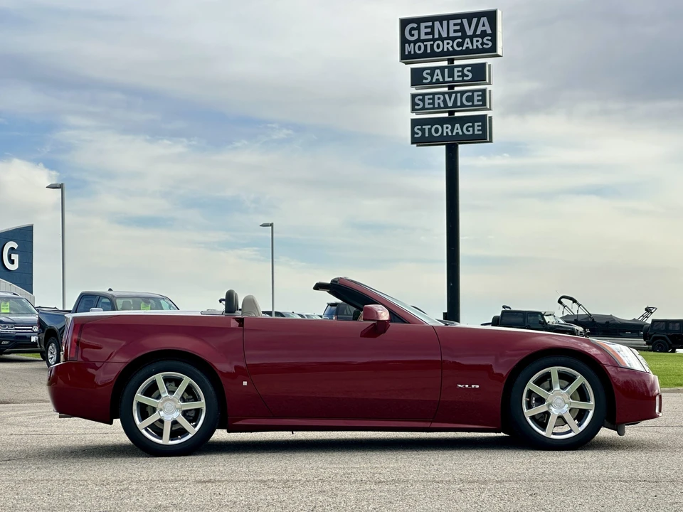 2006 Cadillac XLR - Image 24 of 31