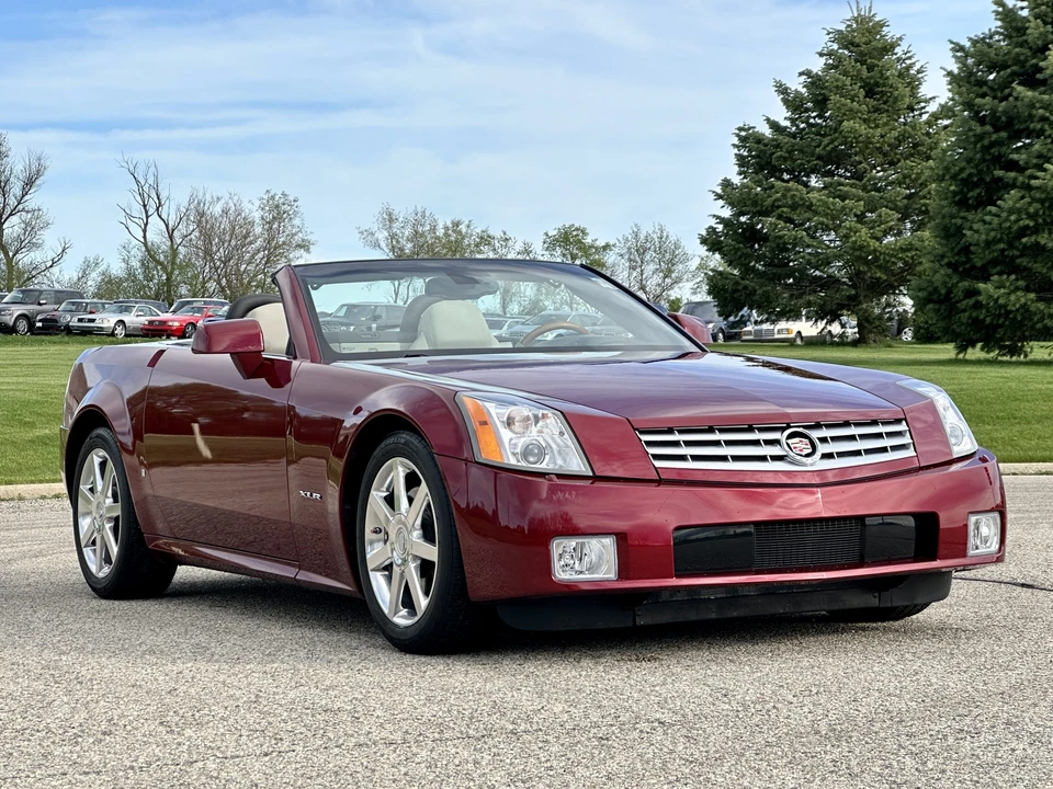 2006 Cadillac XLR - Image 26 of 31