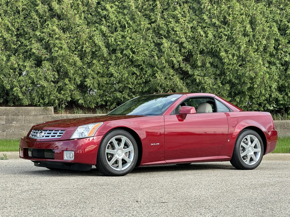 2006 Cadillac XLR - Image 11 of 31