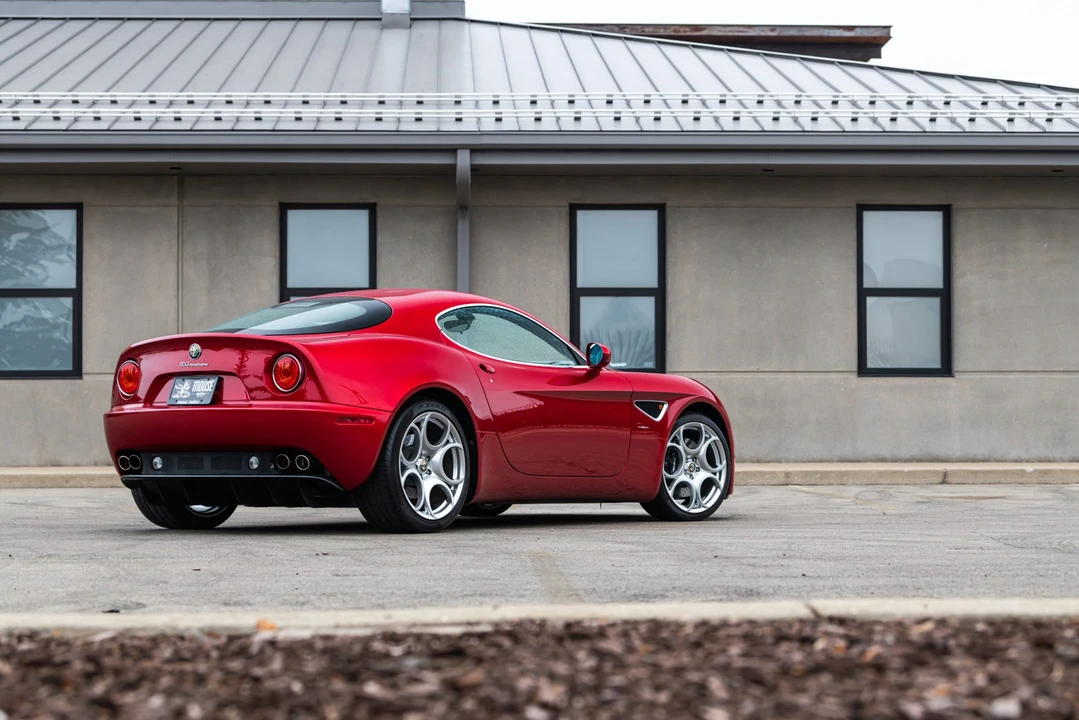 2008 Alfa Romeo 8C Competizione - Image 10 of 31