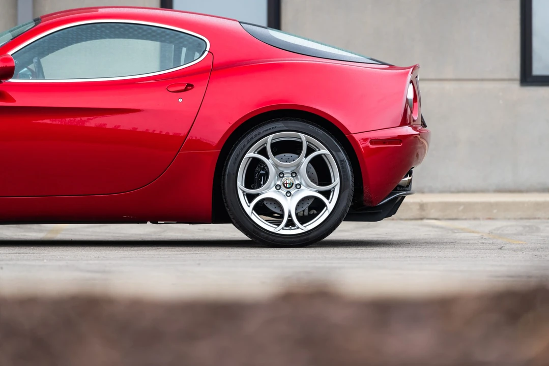 2008 Alfa Romeo 8C Competizione - Image 27 of 31