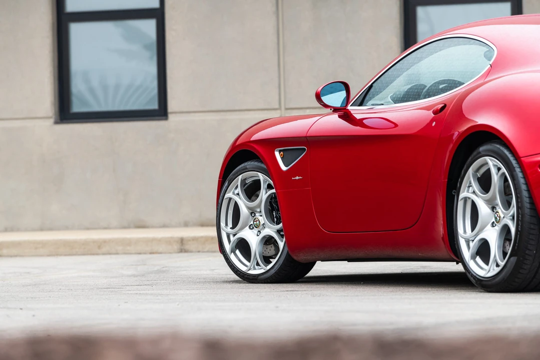 2008 Alfa Romeo 8C Competizione - Image 28 of 31
