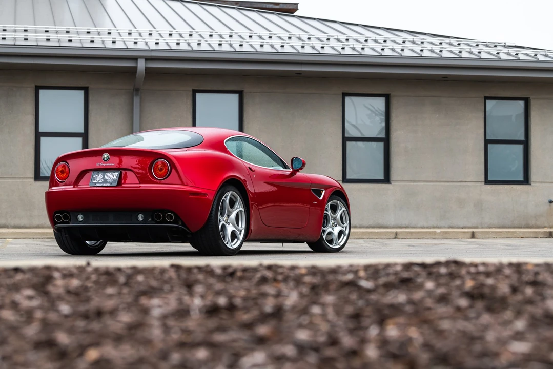 2008 Alfa Romeo 8C Competizione - Image 9 of 31