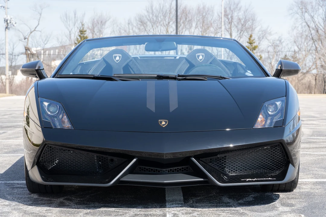 2012 Lamborghini Gallardo LP570-4 Spyder Performante - Image 8 of 31