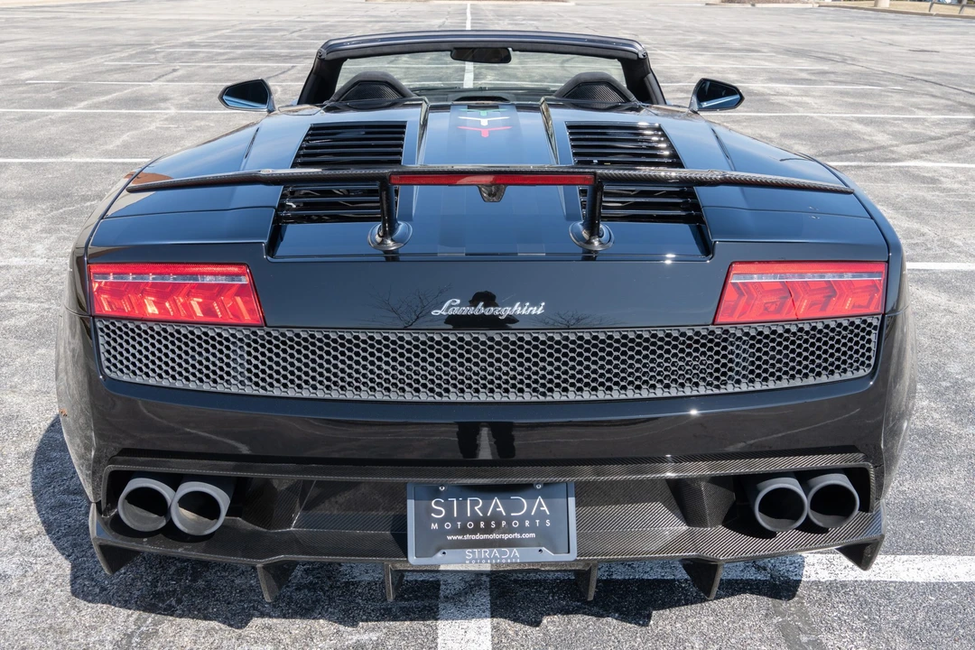2012 Lamborghini Gallardo LP570-4 Spyder Performante - Image 14 of 31