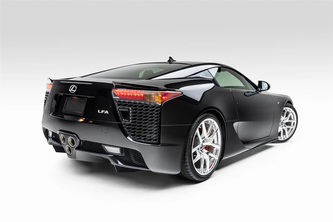 2012 Lexus LFA - Image 15 of 31