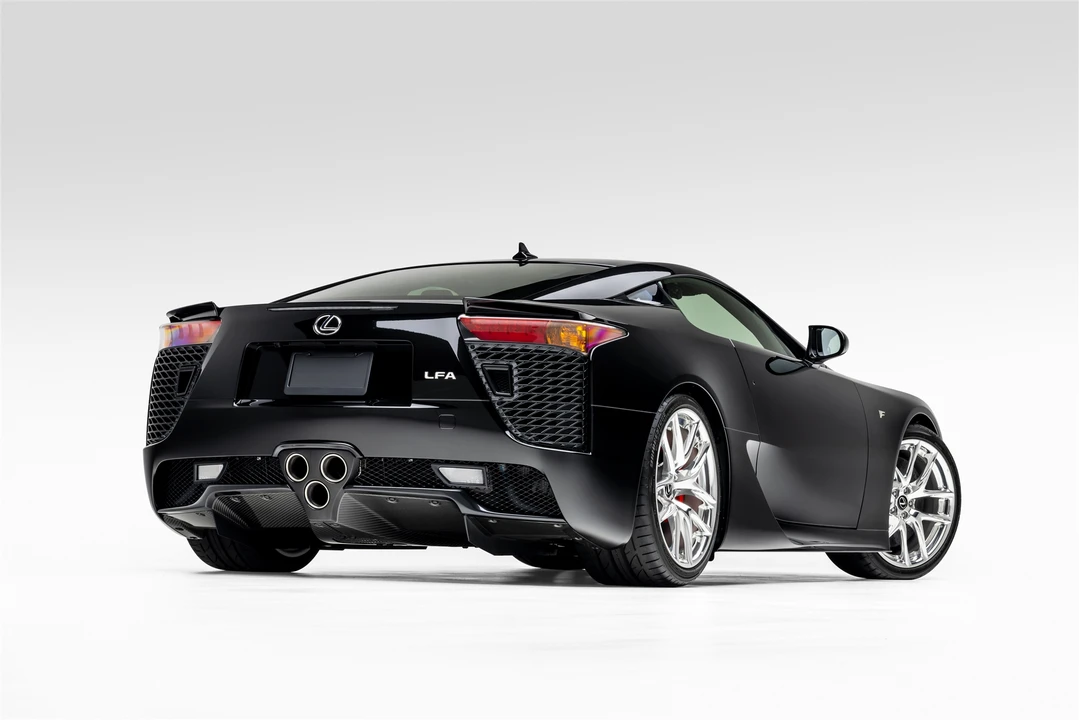 2012 Lexus LFA - Image 13 of 31