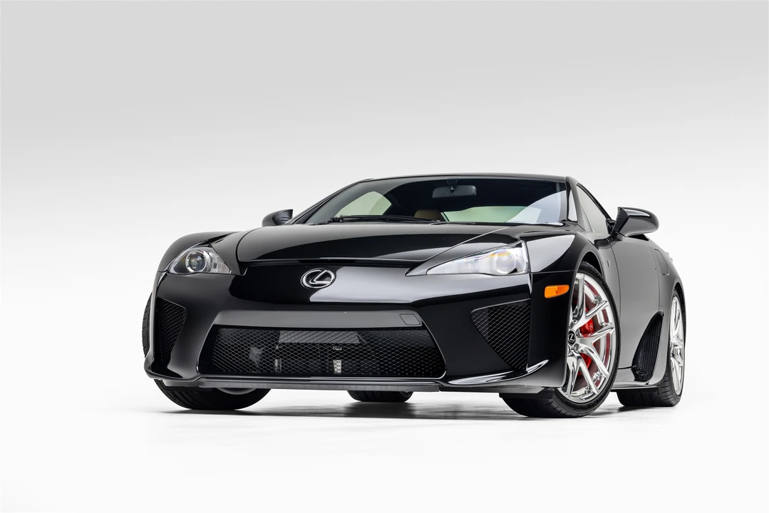 2012 Lexus LFA - Image 2 of 31