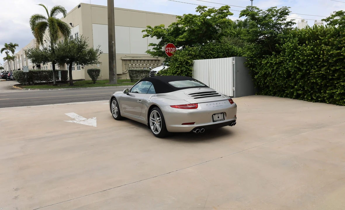 2012 Porsche 991 Carrera - Image 27 of 31