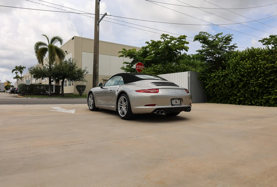 2012 Porsche 991 Carrera - Image 28 of 31