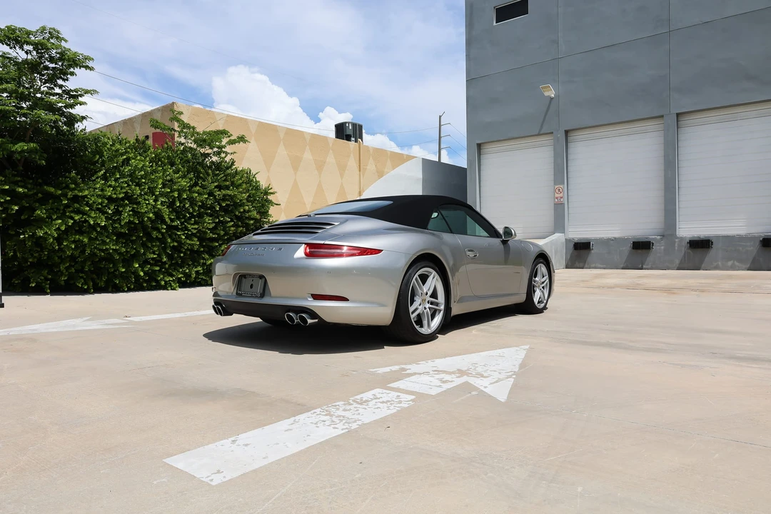 2012 Porsche 991 Carrera - Image 24 of 31