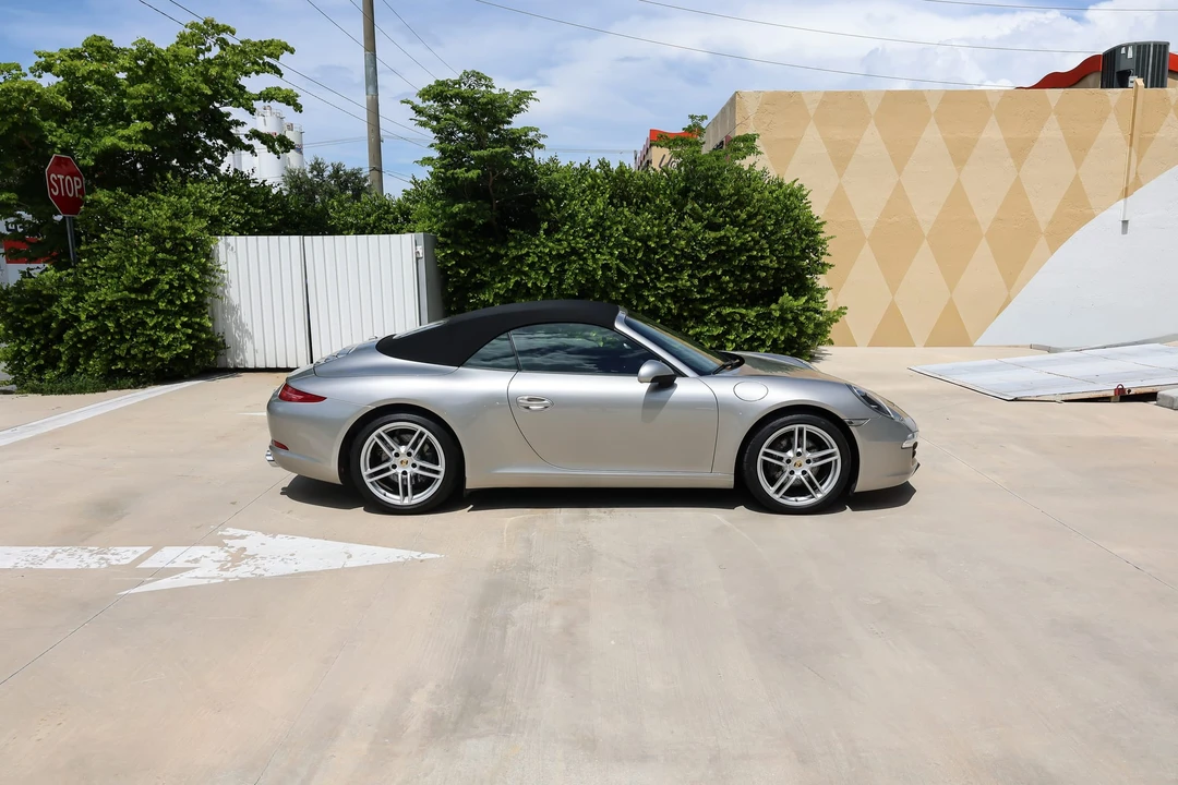 2012 Porsche 991 Carrera - Image 21 of 31