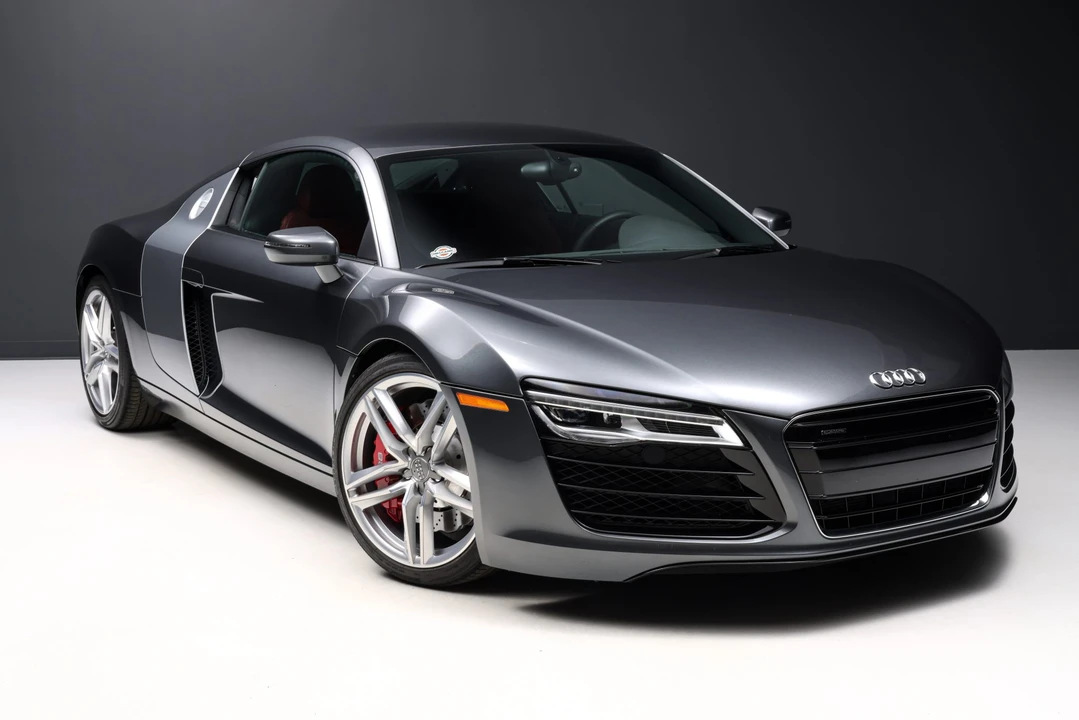 2015 Audi 42 R8 - Image 14 of 31