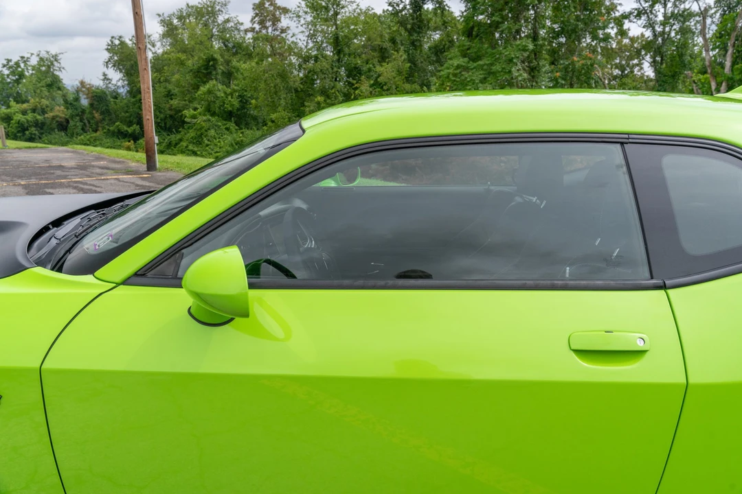 2015 Dodge Challenger SRT Hellcat 3rd Gen - Image 28 of 31