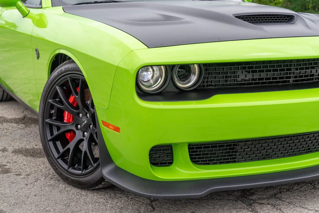 2015 Dodge Challenger SRT Hellcat 3rd Gen - Image 20 of 31