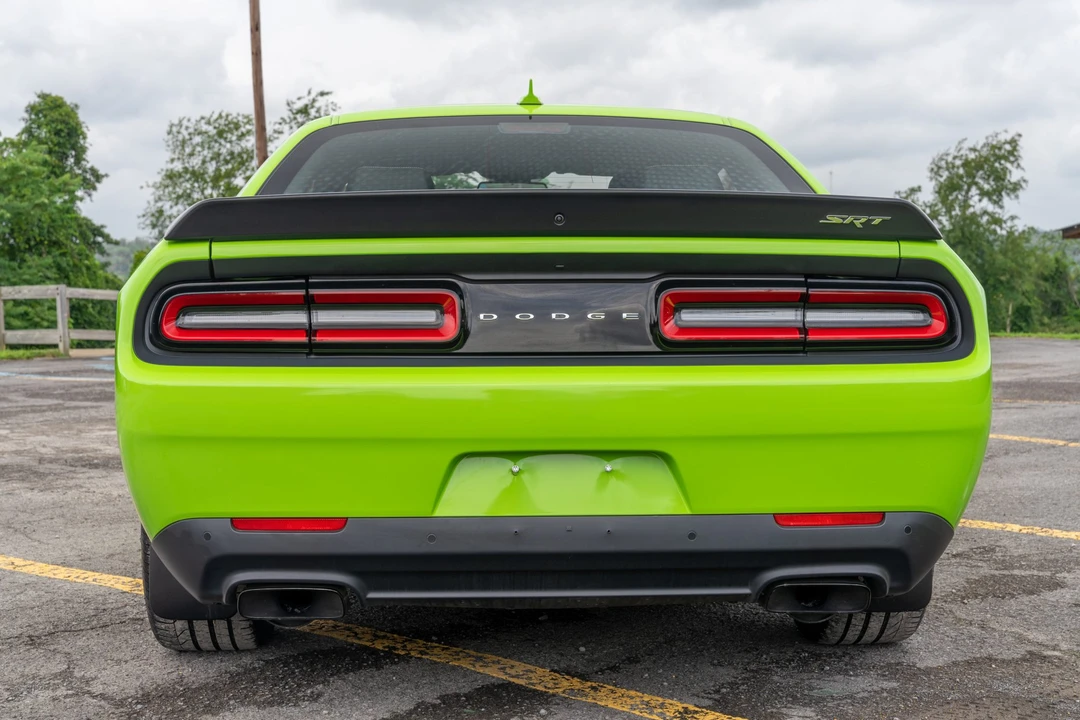 2015 Dodge Challenger SRT Hellcat 3rd Gen - Image 6 of 31