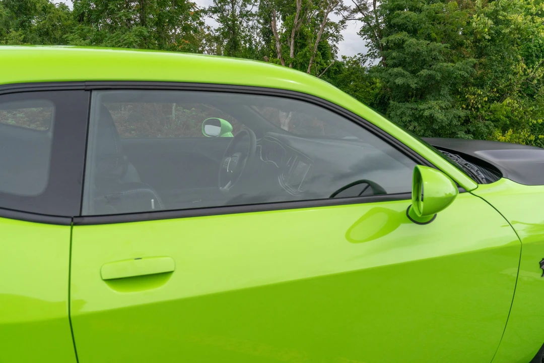 2015 Dodge Challenger SRT Hellcat 3rd Gen - Image 29 of 31