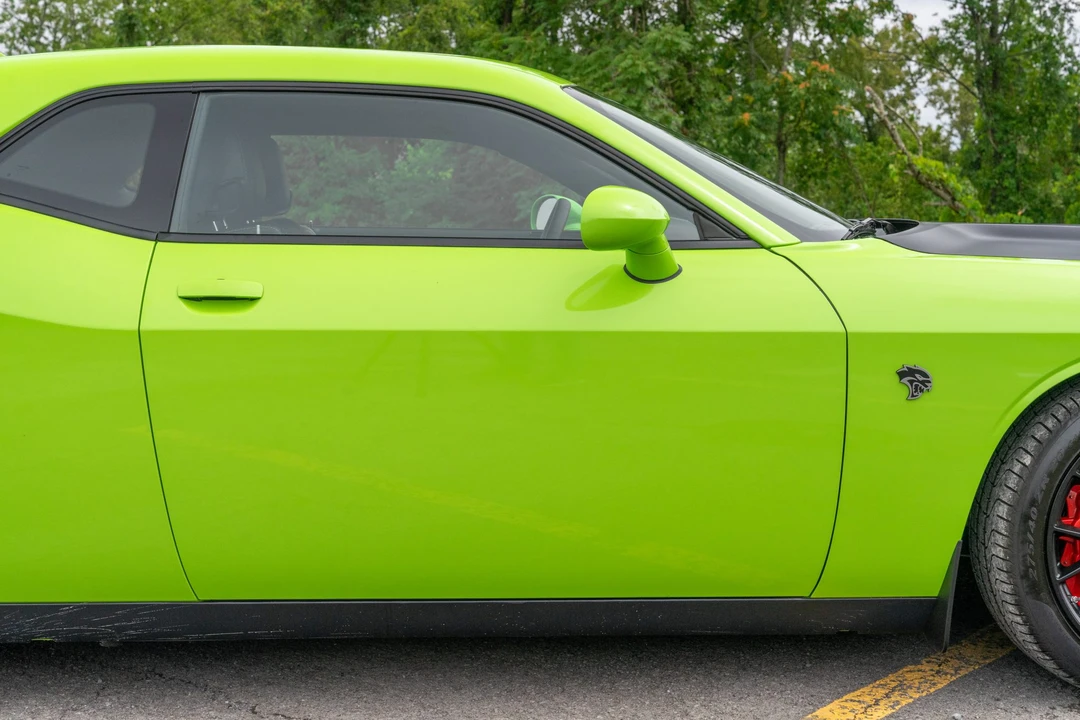 2015 Dodge Challenger SRT Hellcat 3rd Gen - Image 27 of 31