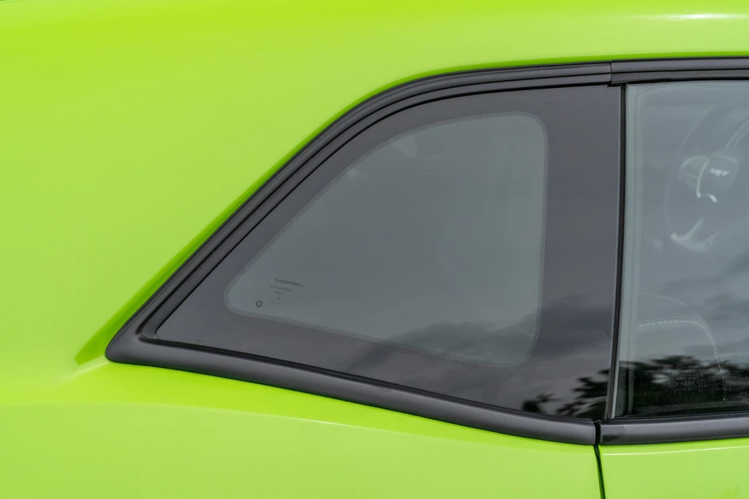 2015 Dodge Challenger SRT Hellcat 3rd Gen - Image 31 of 31