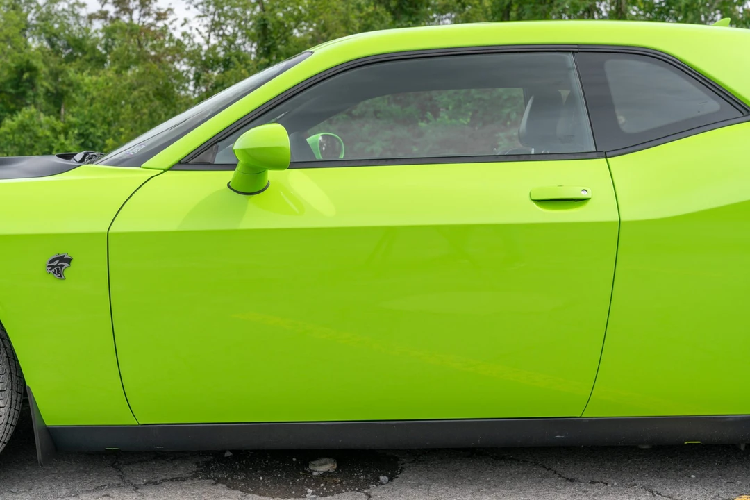 2015 Dodge Challenger SRT Hellcat 3rd Gen - Image 26 of 31
