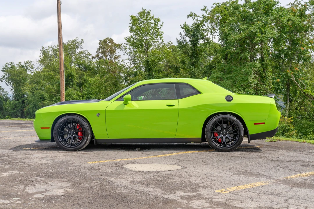 2015 Dodge Challenger SRT Hellcat 3rd Gen - Image 3 of 31