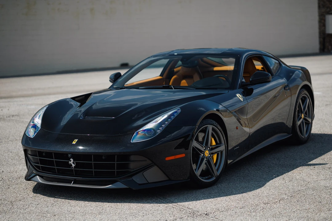 2015 Ferrari F12berlinetta - Image 2 of 31