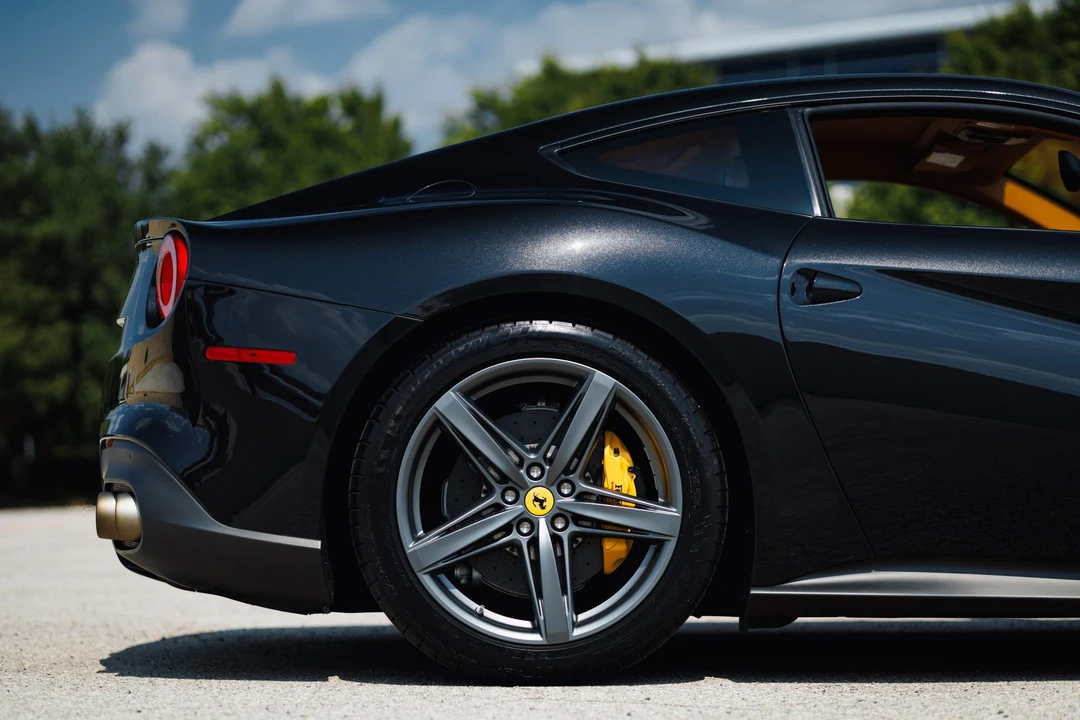 2015 Ferrari F12berlinetta - Image 23 of 31