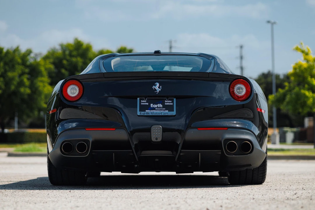 2015 Ferrari F12berlinetta - Image 12 of 31