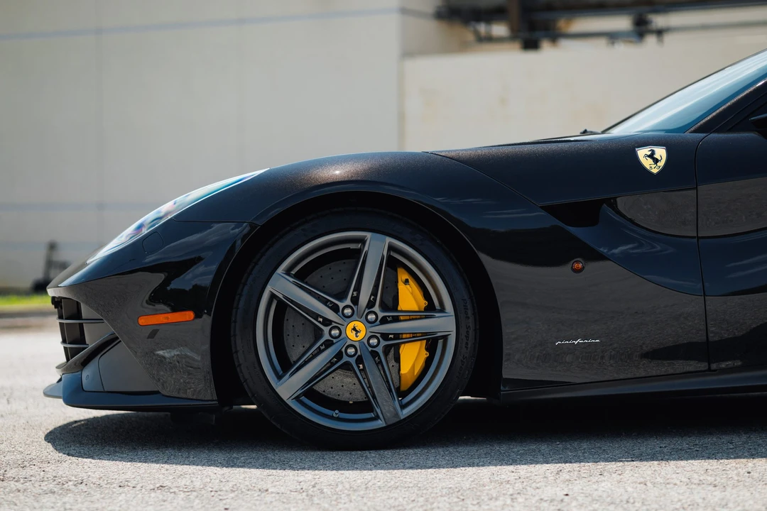 2015 Ferrari F12berlinetta - Image 30 of 31