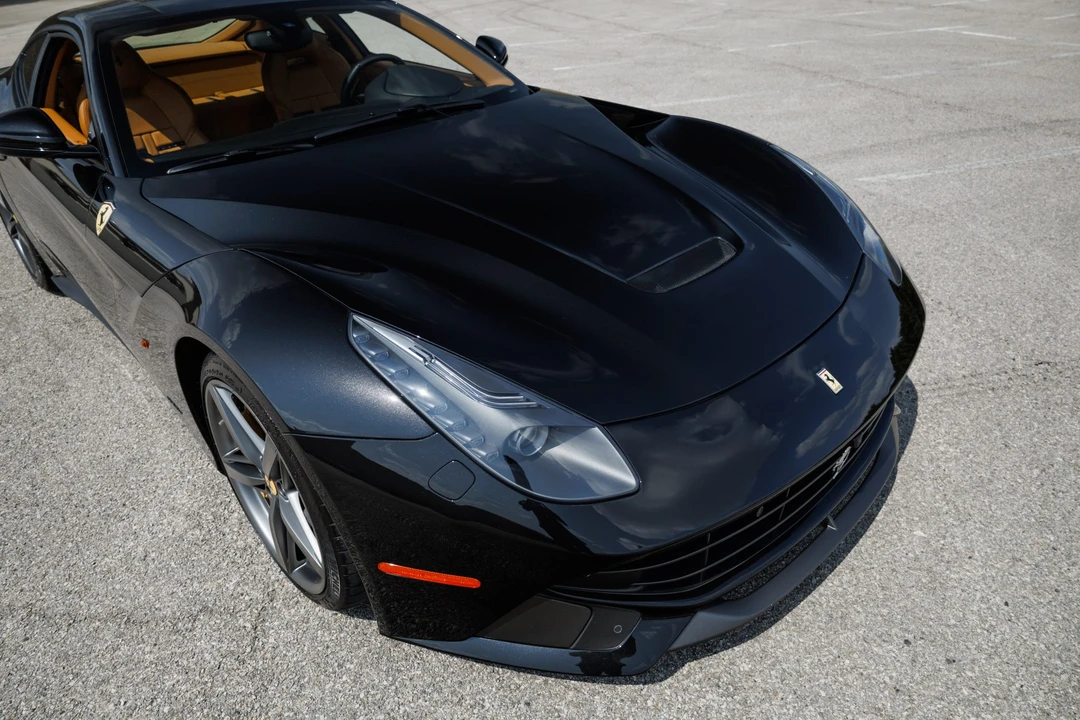 2015 Ferrari F12berlinetta - Image 18 of 31