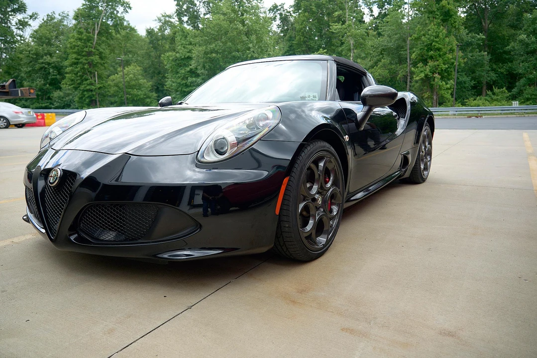 2016 Alfa Romeo 4C Spider - Image 3 of 31